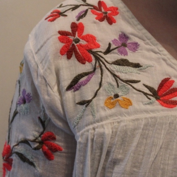 Old Navy Peasant Blouse - Picture 2 of 2